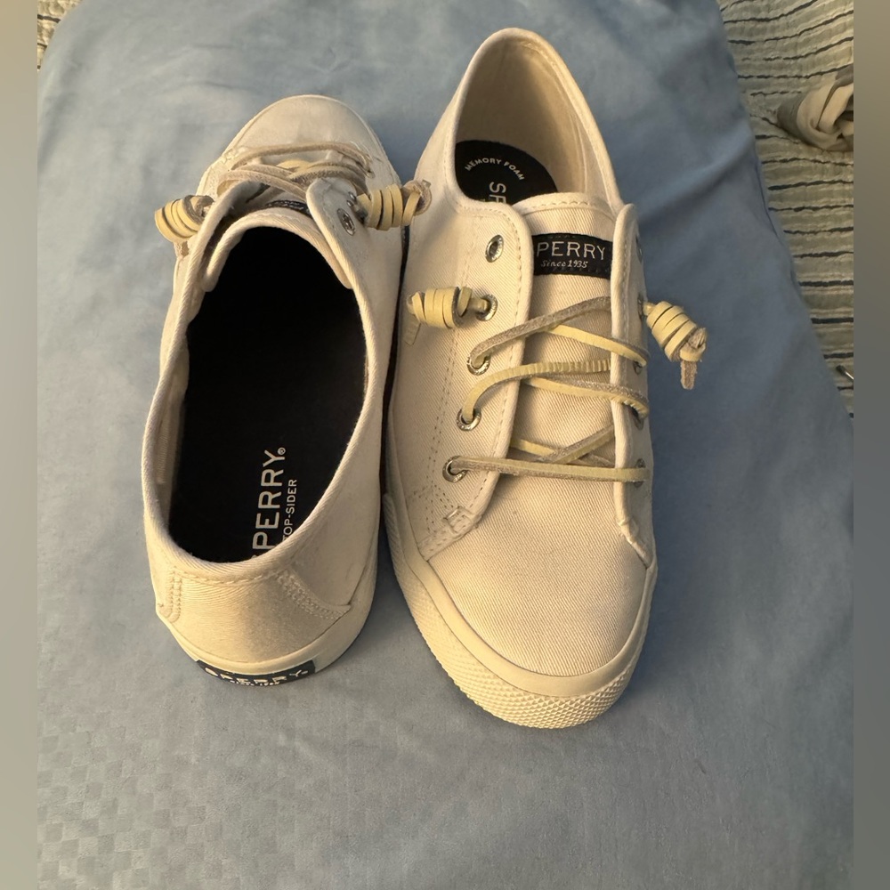 Sperry Boating  Sneakers size 7.5